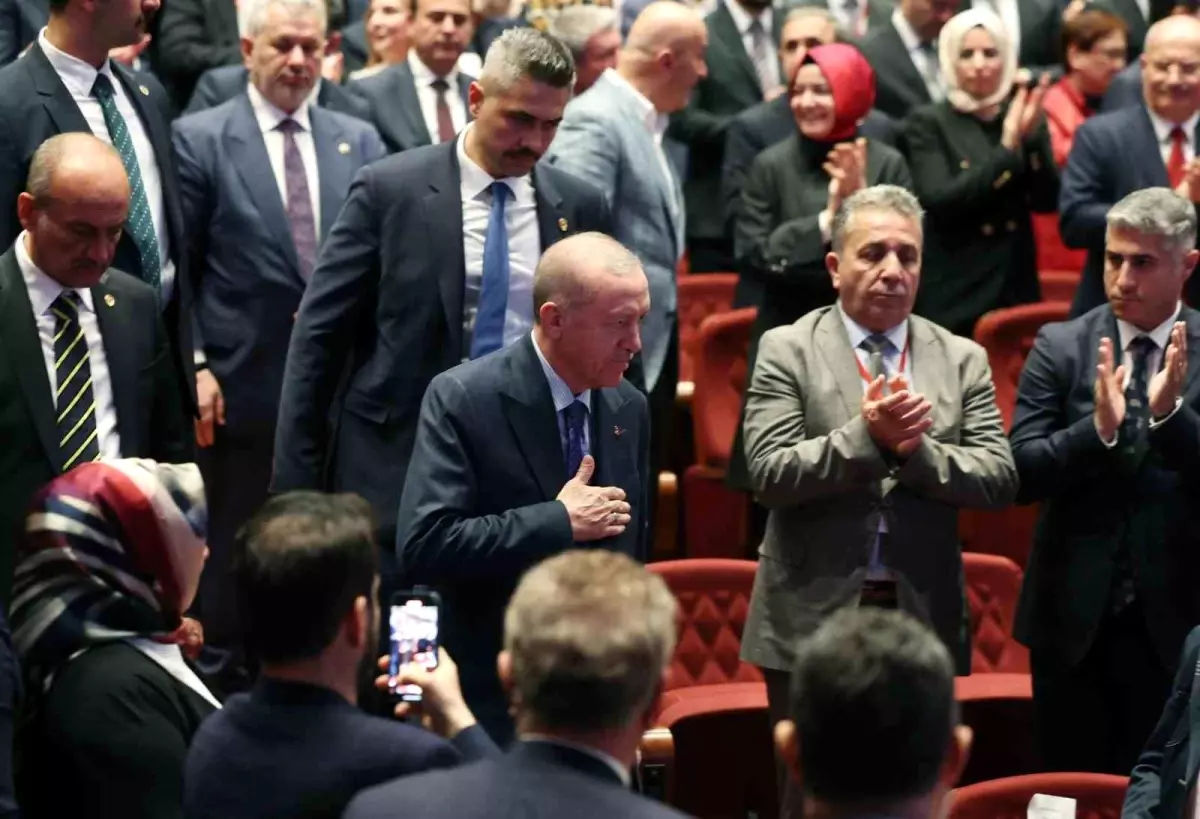 Cumhurbaşkanı Erdoğan: “İster töre, ister gelenek, ister güncel akım bahanesiyle olsun evliliğin zorlaştırılmasını asla doğru bulmuyoruz”