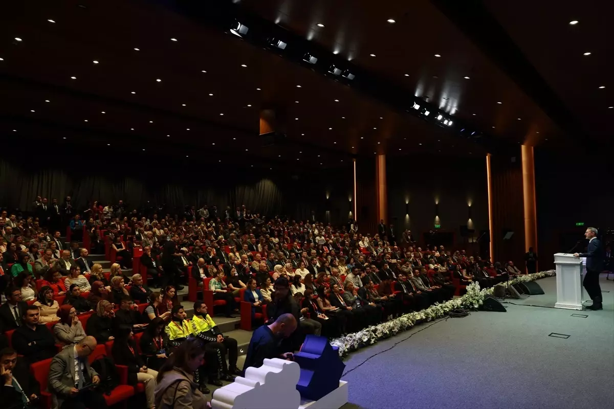 Cumhurbaşkanlığı İletişim Başkanı Altun, Türkiye-Balkanlar Medya Forumu’nda konuştu Açıklaması