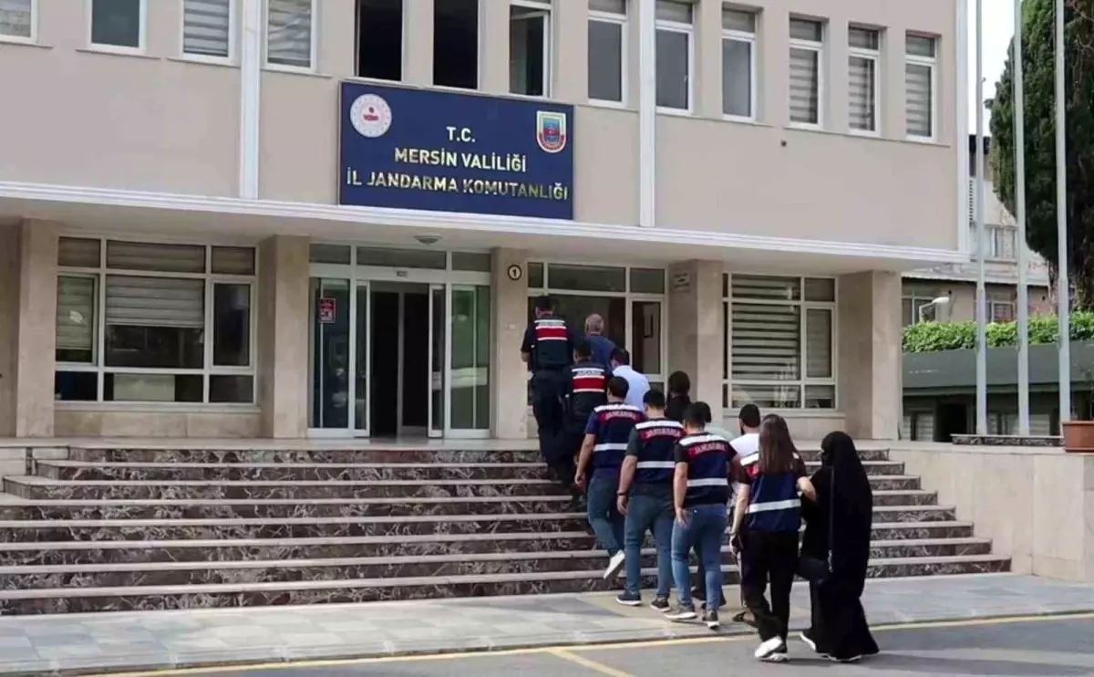 DEAŞ’a Finans Sağlayan 10 Şüpheli Yakalandı