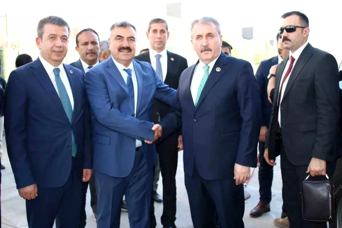 Destici, Diyarbakır’da İş Adamı Arslan’ı Ziyaret Etti