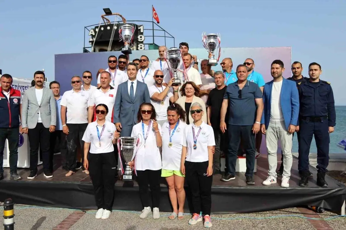 Didim’de Zıpkınla Balık Avı Şampiyonası Yapıldı