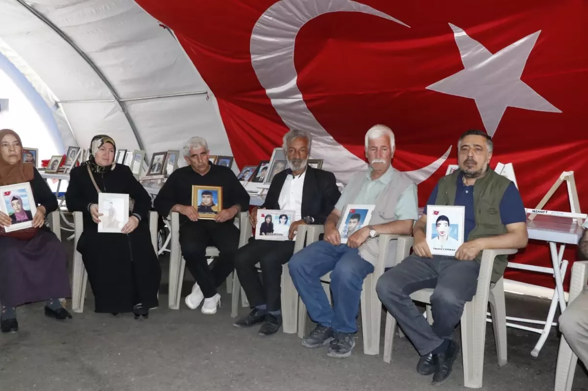 Diyarbakır’da Evlat Nöbeti Devam Ediyor