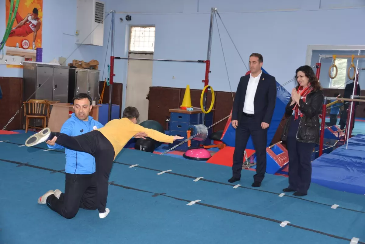 Down Sendromlu Muhammet Tarık’tan Gümüş Madalya