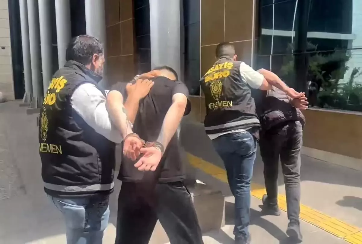 Dronla Uyuşturucu Sevkiyatı: İki Şüpheli Yakalandı