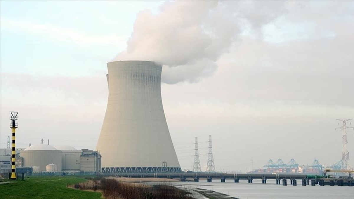 Dünyada elektrik üretiminde yenilenebilir ve nükleer enerjinin payı