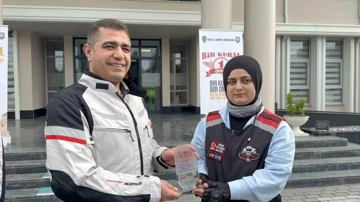 Düzce’de İhlalsiz Motosiklet Sürücüleri Ödüllendirildi