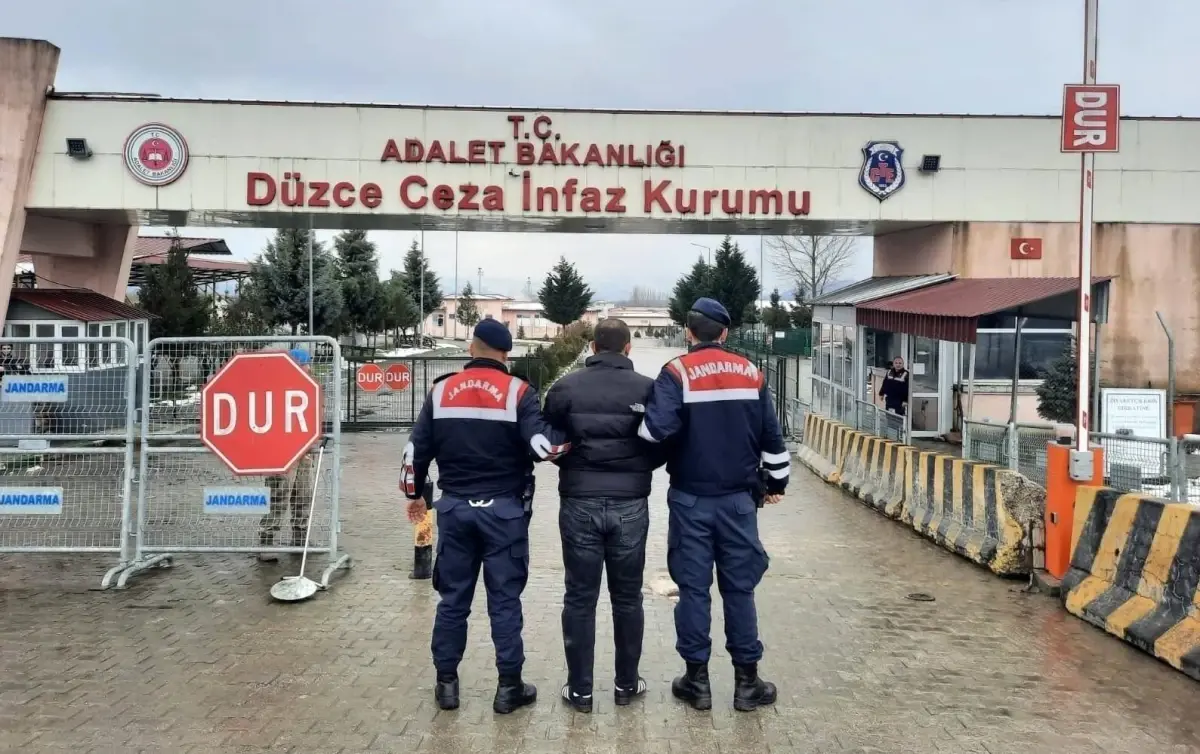 Düzce’de Uyuşturucu Operasyonu: 11 Tutuklama