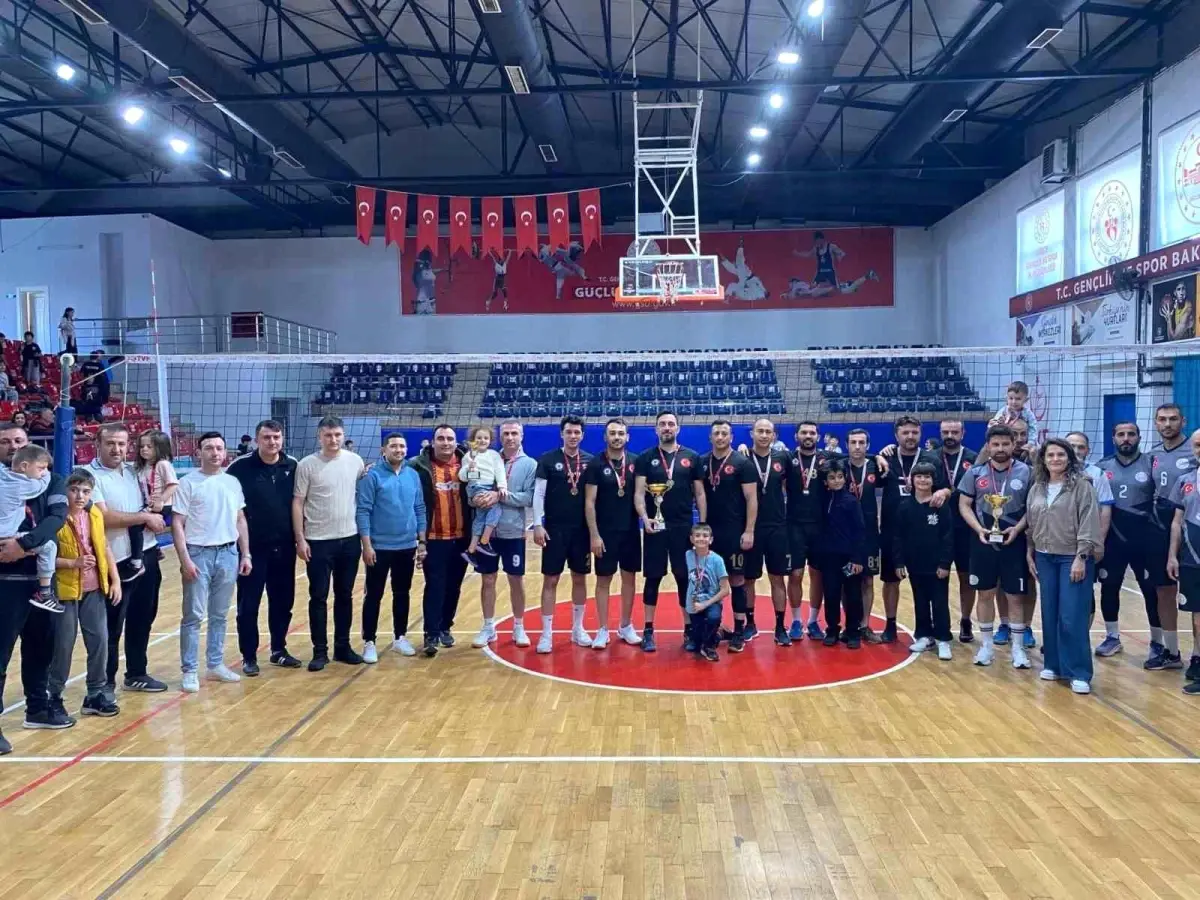 Düzce’de Yerel Lig Voleybol Müsabakaları Tamamlandı