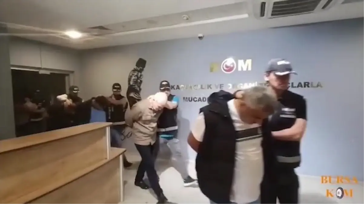 Emeklilere Dolandırıcılık: 10 Şüpheli Yakalandı