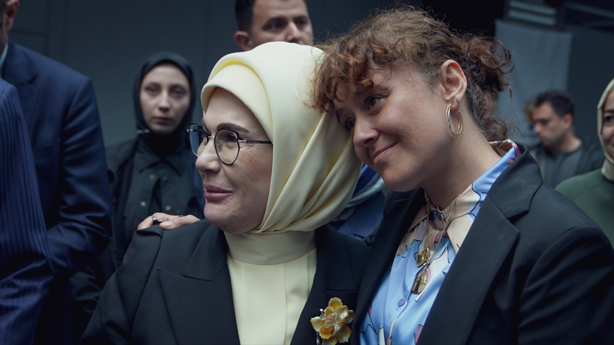 Emine Erdoğan, “Anneyle Güçlü Aile, Aileyle Güçlü Türkiye” programına katıldı
