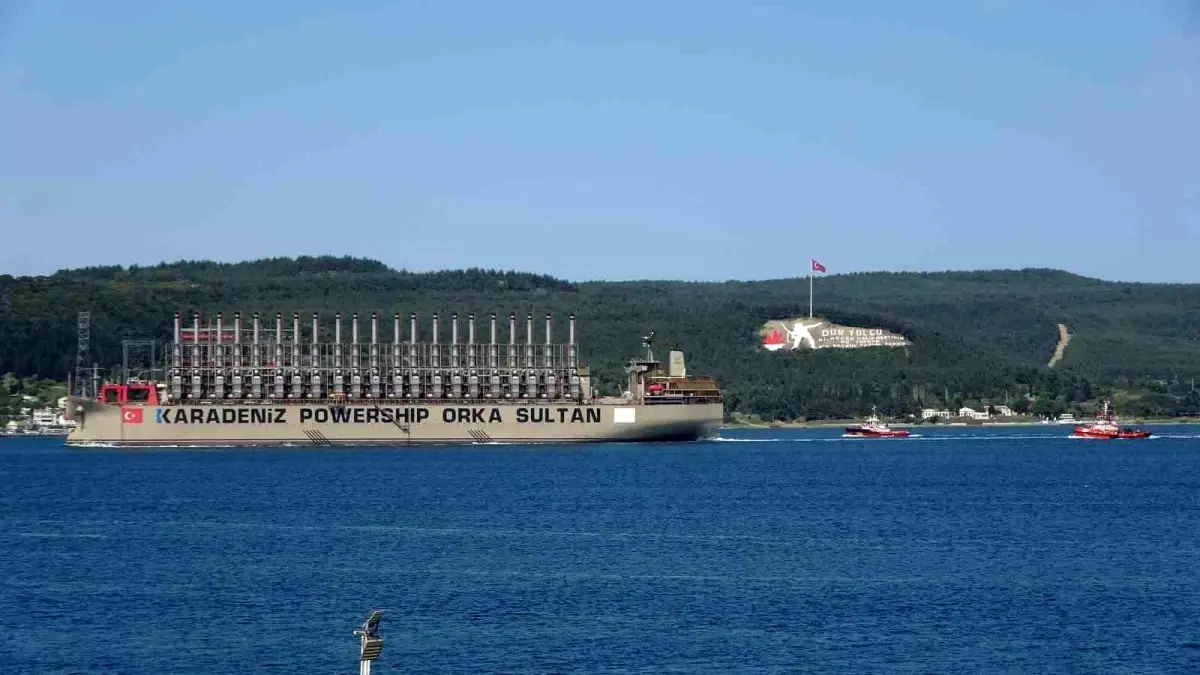Enerji Gemisi Çanakkale’den Geçti
