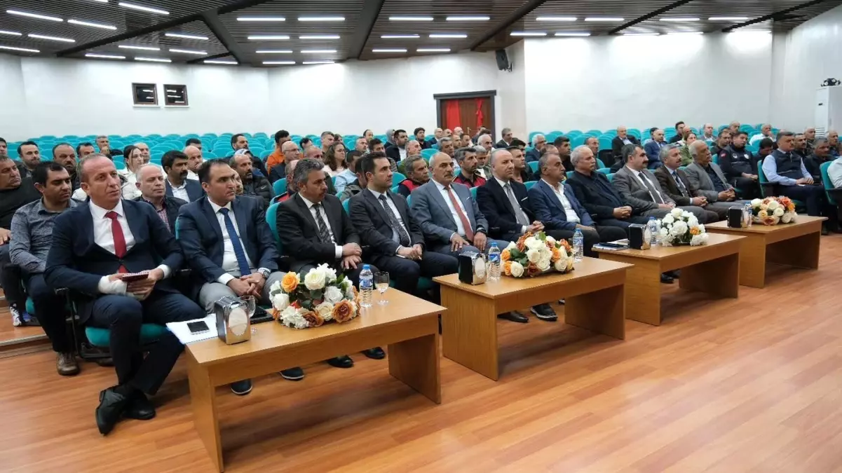 Erzincan Belediye Başkanı Aksun’dan İstişare Toplantısı