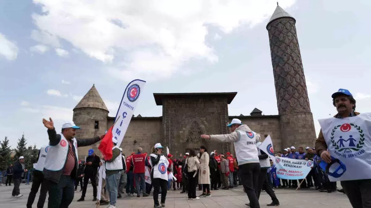 Erzurum’da 1 Mayıs Coşkusu