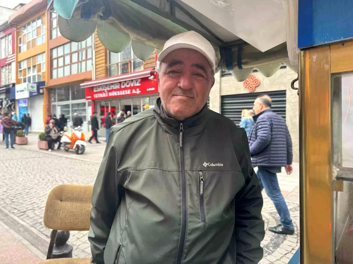 Eskişehir’de Ani Hava Değişimleri Seyyar Esnafı Zorluyor