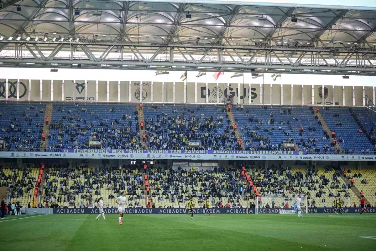 Fenerbahçe Taraftarından Protesto