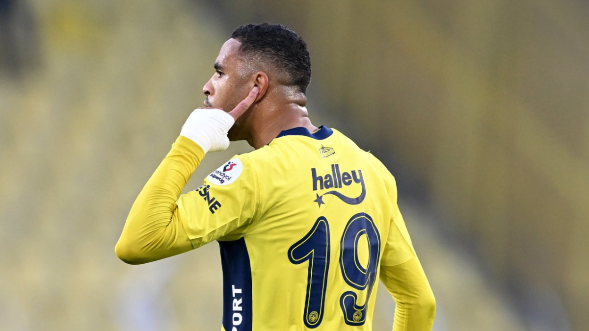 Fenerbahçe’de En-Nesyri’den tepki çeken hareket
