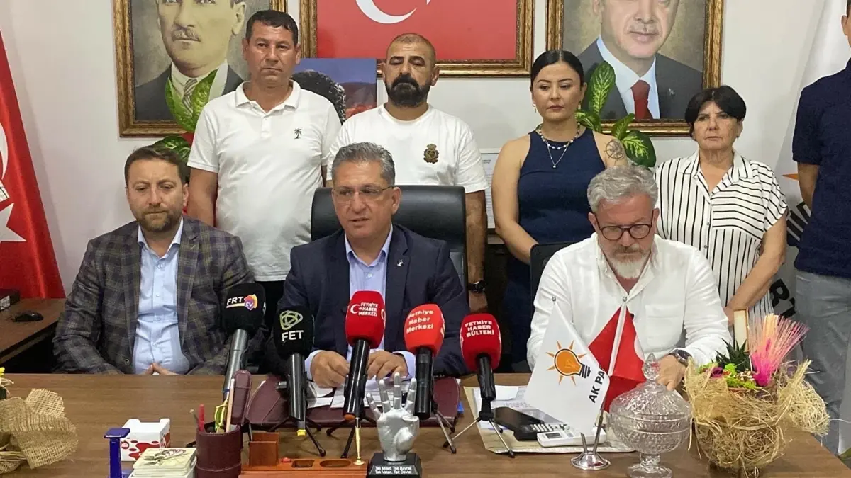 Fethiye’de Parti Teşkilatına Saldırı