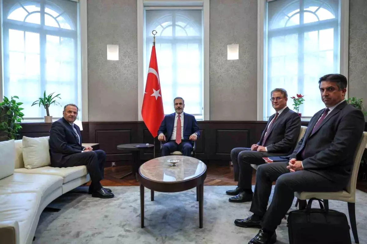 Fidan, Sırbistan’da Layic’i Kabul Etti