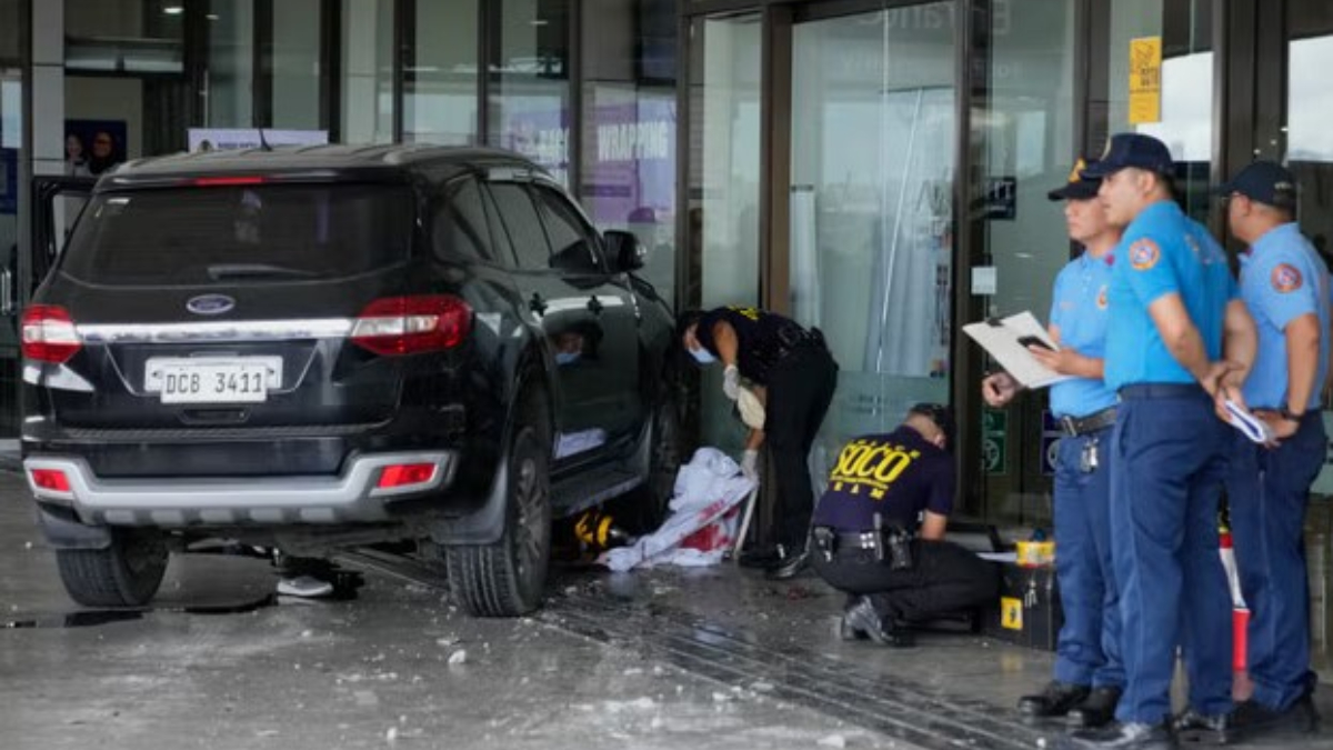 Filipinler’de havalimanında sürücü, aracıyla kalabalığa daldı: 2 ölü