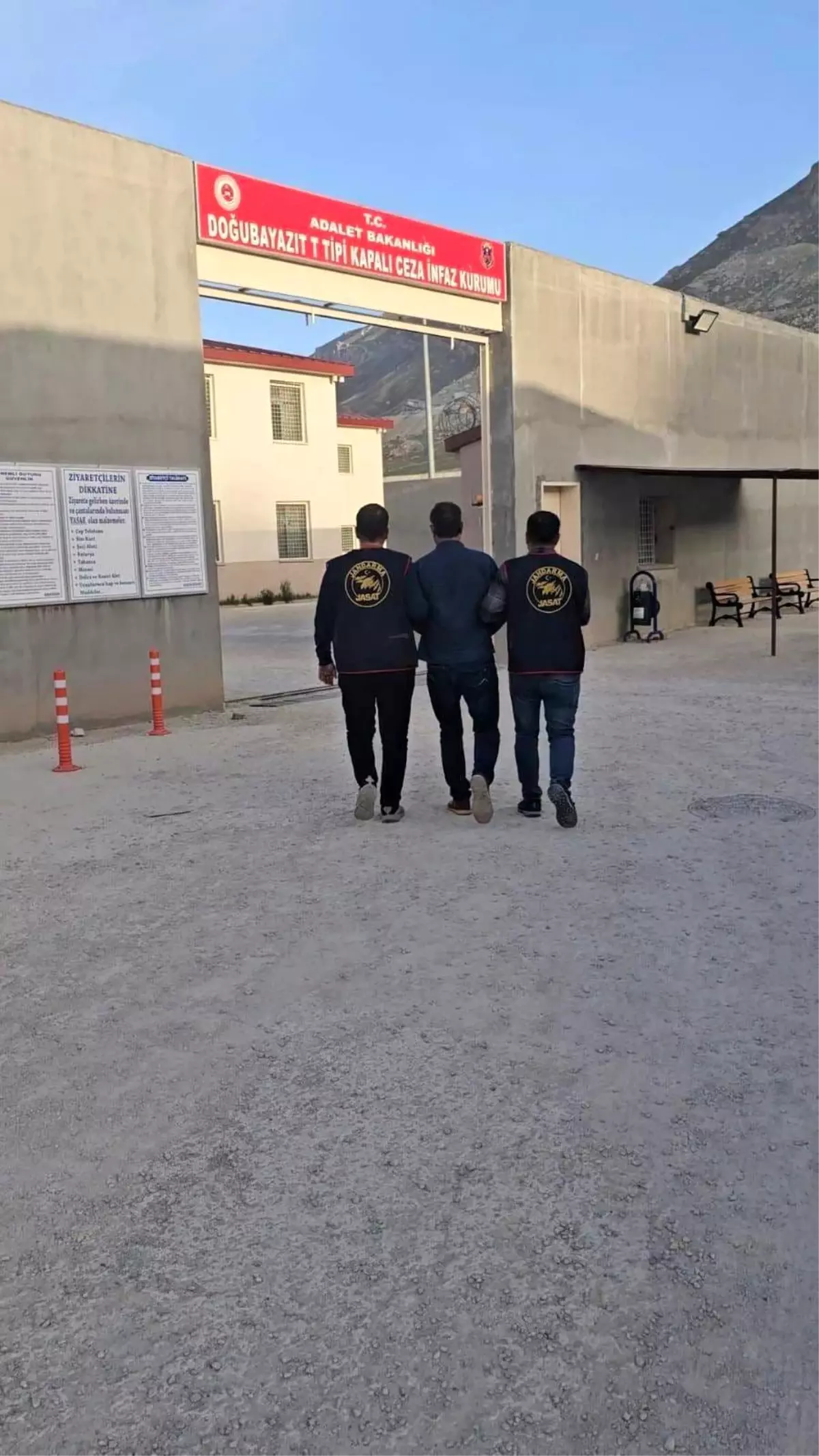 Firari Hükümlü Ağrı’da Yakalandı