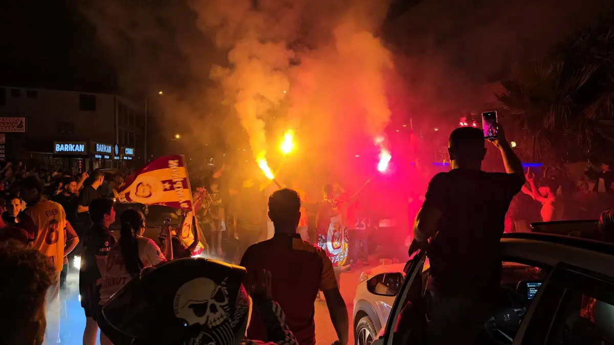 Galatasaray 25. Şampiyonluğunu Hatay’da Kutladı