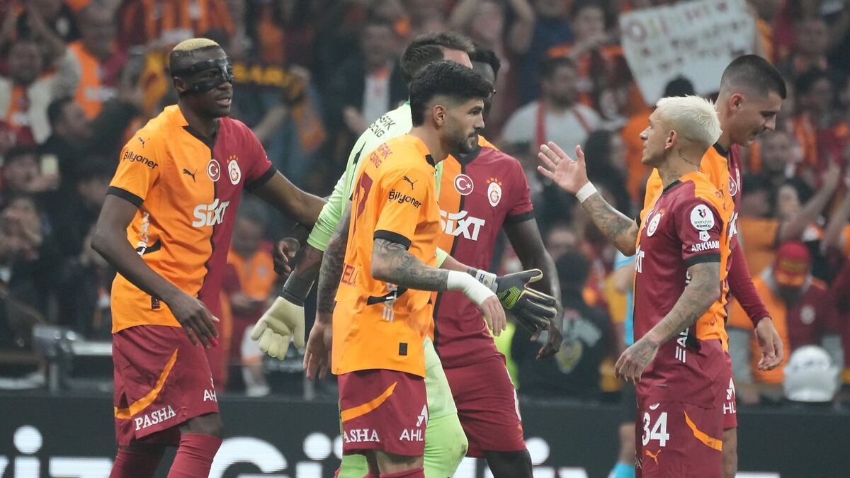 Galatasaray, şampiyonluk sayısında devlerle yarışıyor