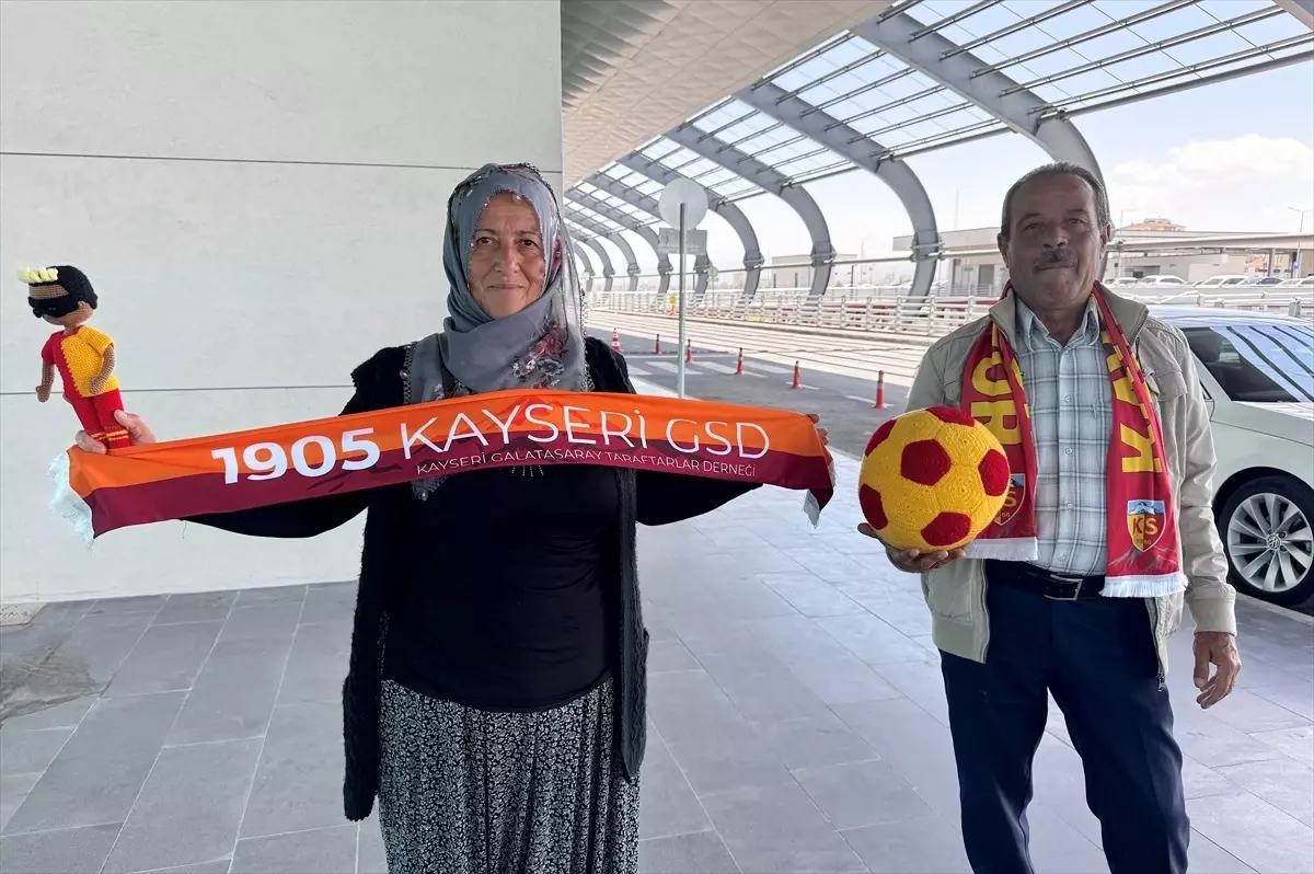 Galatasaray Taraftarı Kadın, Osimhen’e Bebek Hediye Edecek