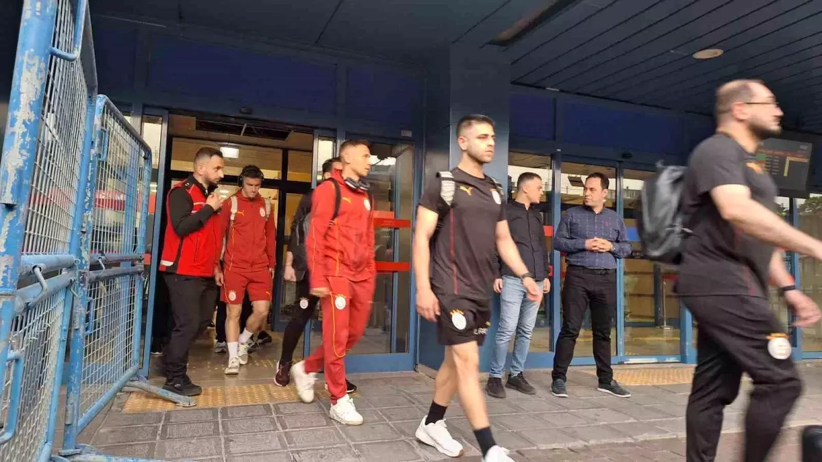 Galatasaray Trabzon’a Gitti