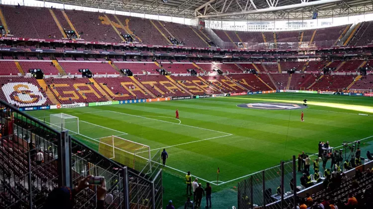 Galatasaray’da satışa sunulan kombineler bitti