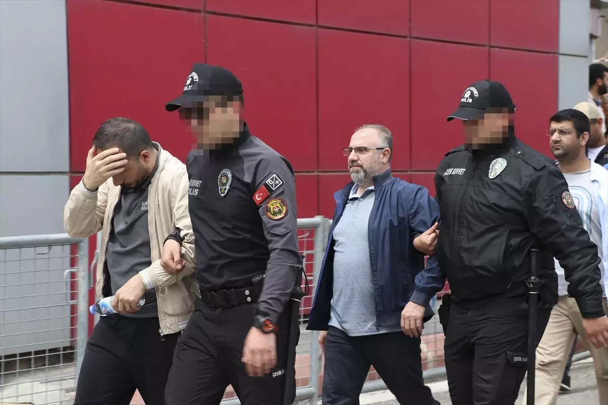 Gaziantep merkezli 47 ildeki FETÖ operasyonunda 4 şüpheli daha gözaltına alındı