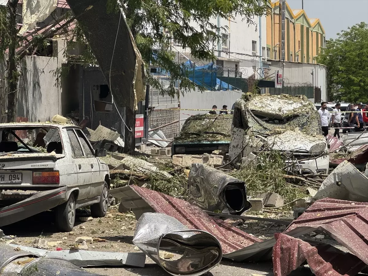Gaziantep’te Halı Fabrikasında Patlama