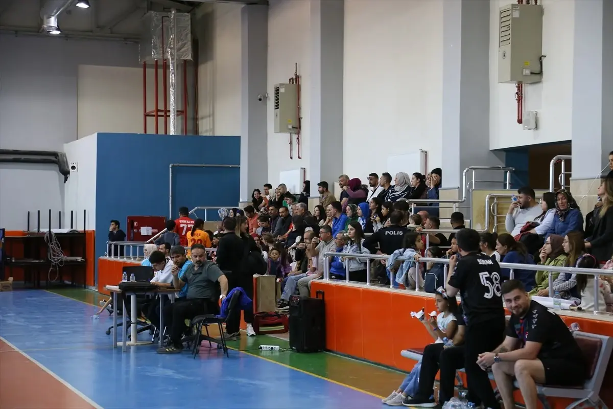 Gemerek’te Kurumlar Arası Voleybol Turnuvası