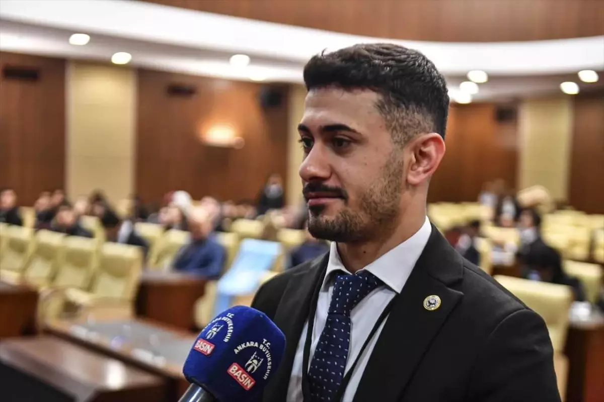 Gençler Ankara Meclisi’ni Simüle Ediyor