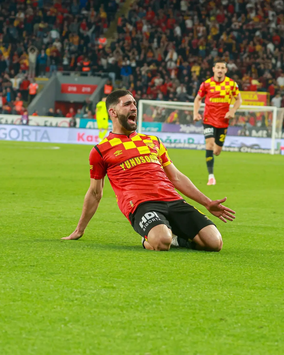 Göztepe, Adana Demirspor’la Karşılaşıyor