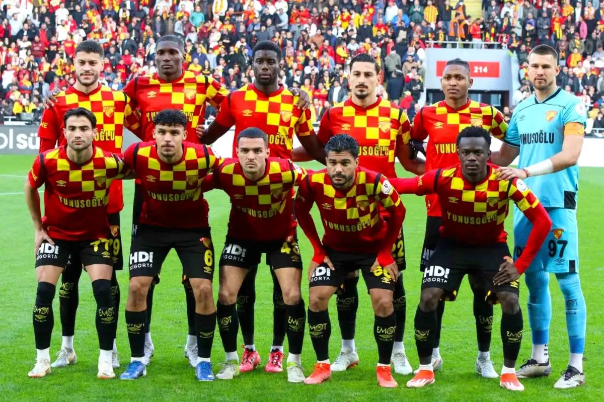 Göztepe İç Sahada Üçüncü Sırada
