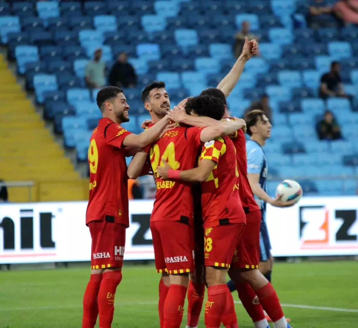 Göztepe İlk Yarıda Önde