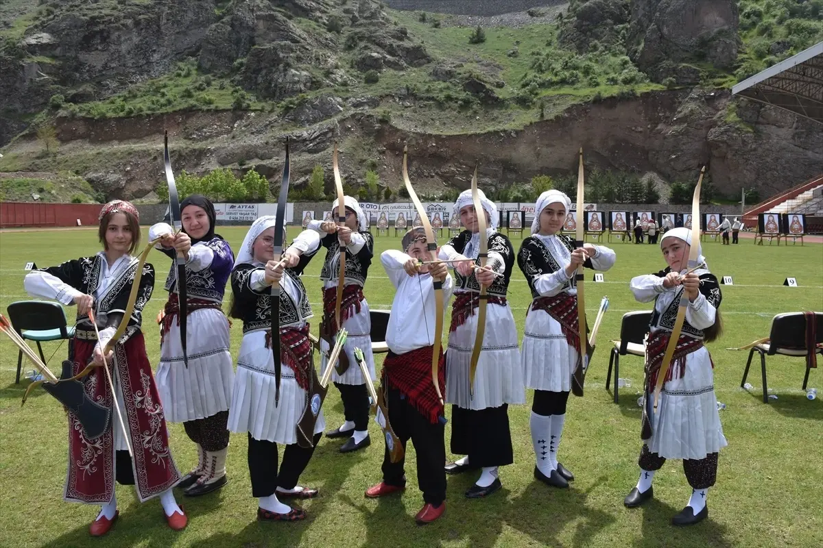 Gümüşhane’de Geleneksel Okçuluk Müsabakaları