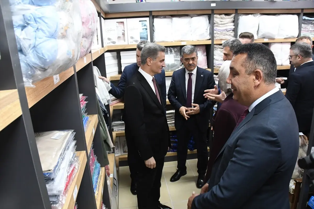 Gümüşhane’de İşyurtları Mağazası Açıldı