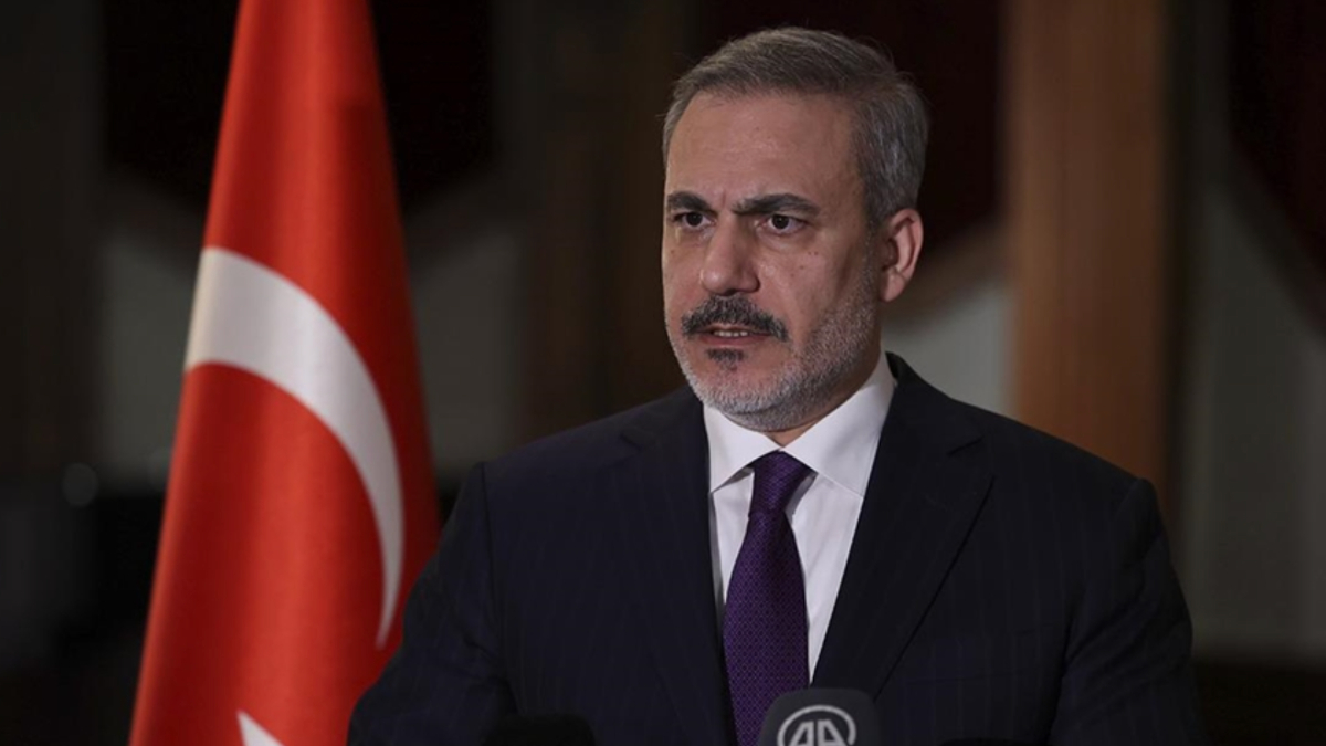 Hakan Fidan, Özgür Özel’e yönelik saldırıyı kınadı