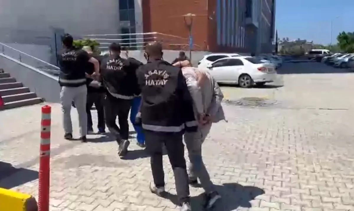 Hatay’da Aranan 12 Şahıs Yakalandı