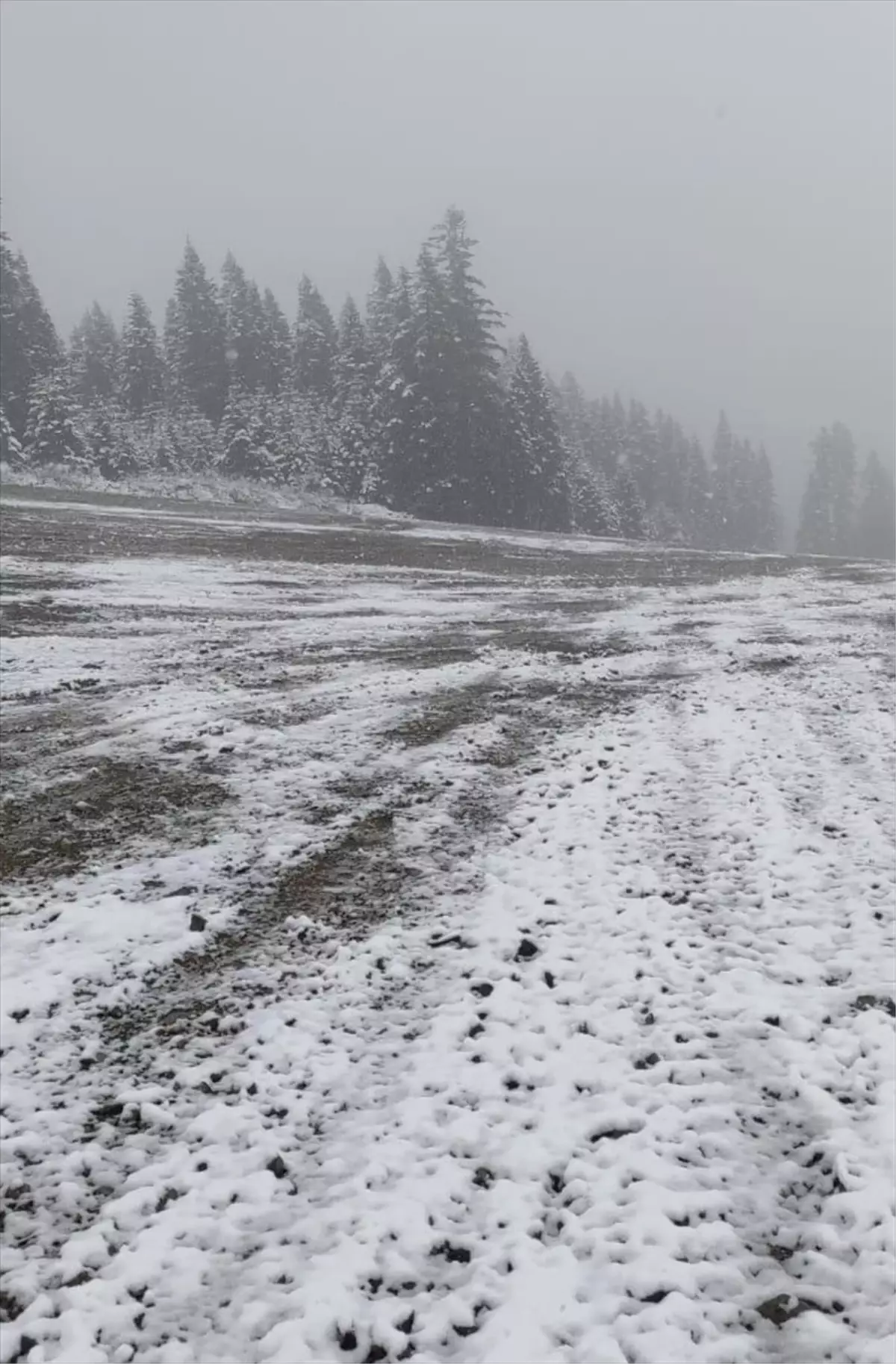 Ilgaz Dağı’na Mayıs’ta Kar Yağdı