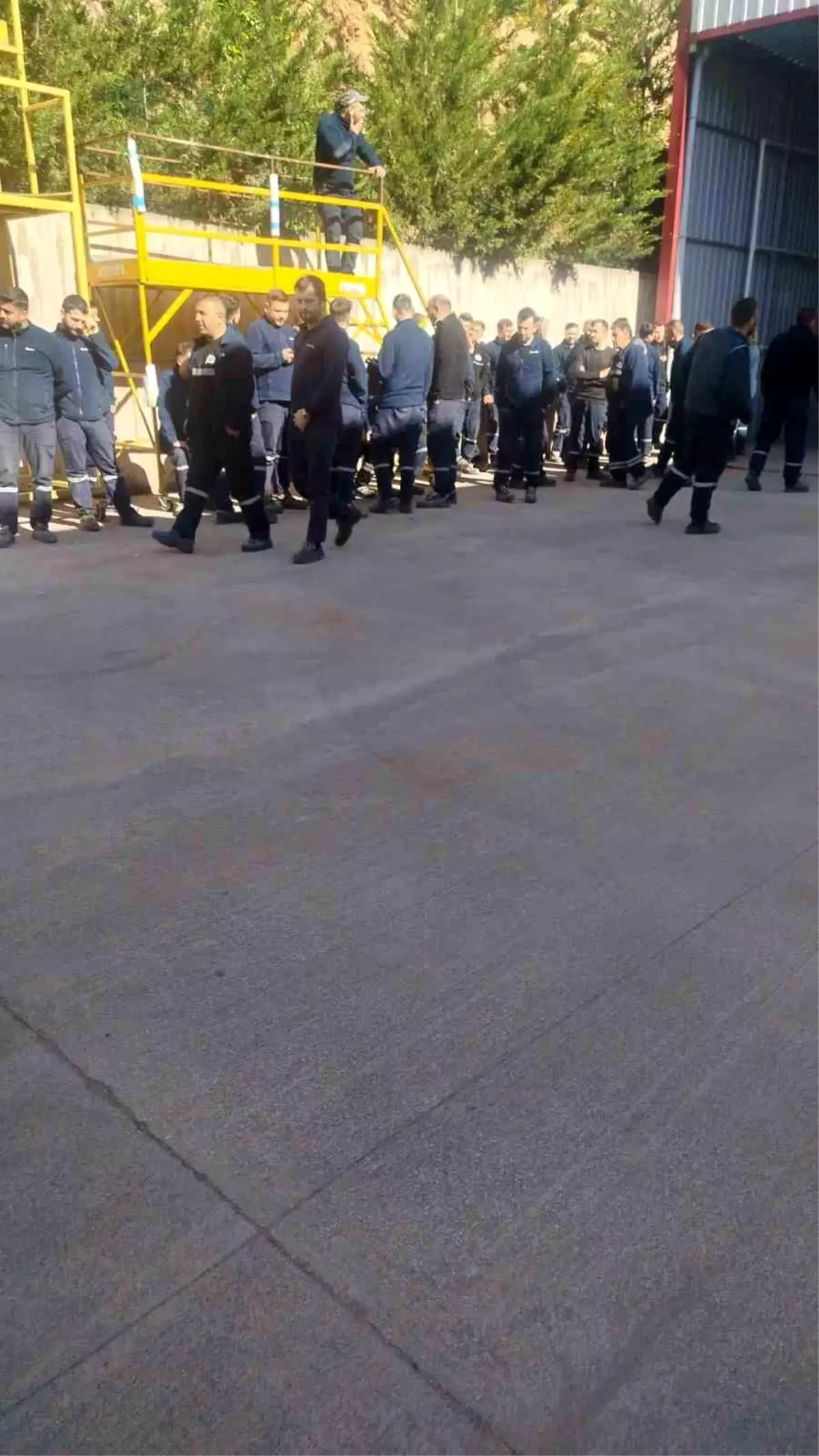 İnegöl’de AKİA Fabrikası’nda Grev