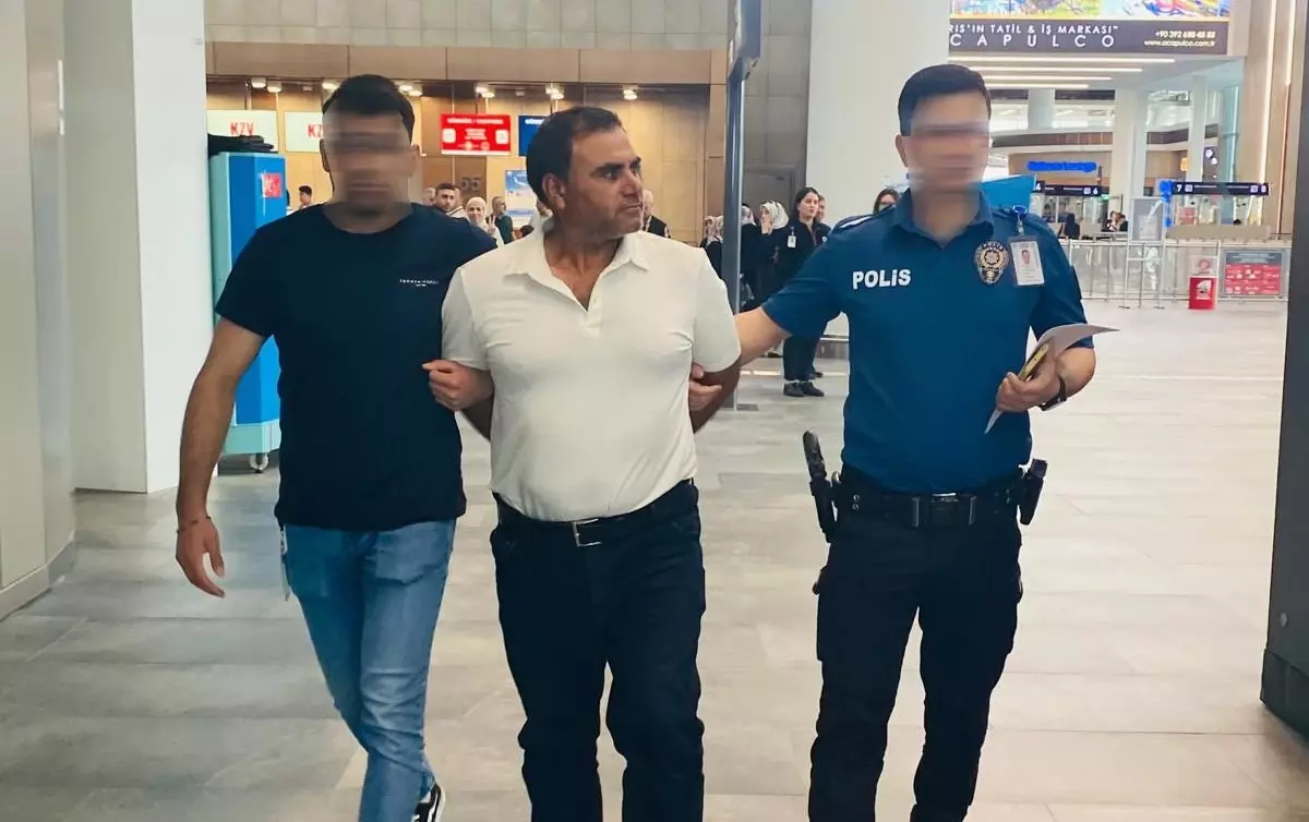 Interpol’un Aradığı Firari Yakalandı