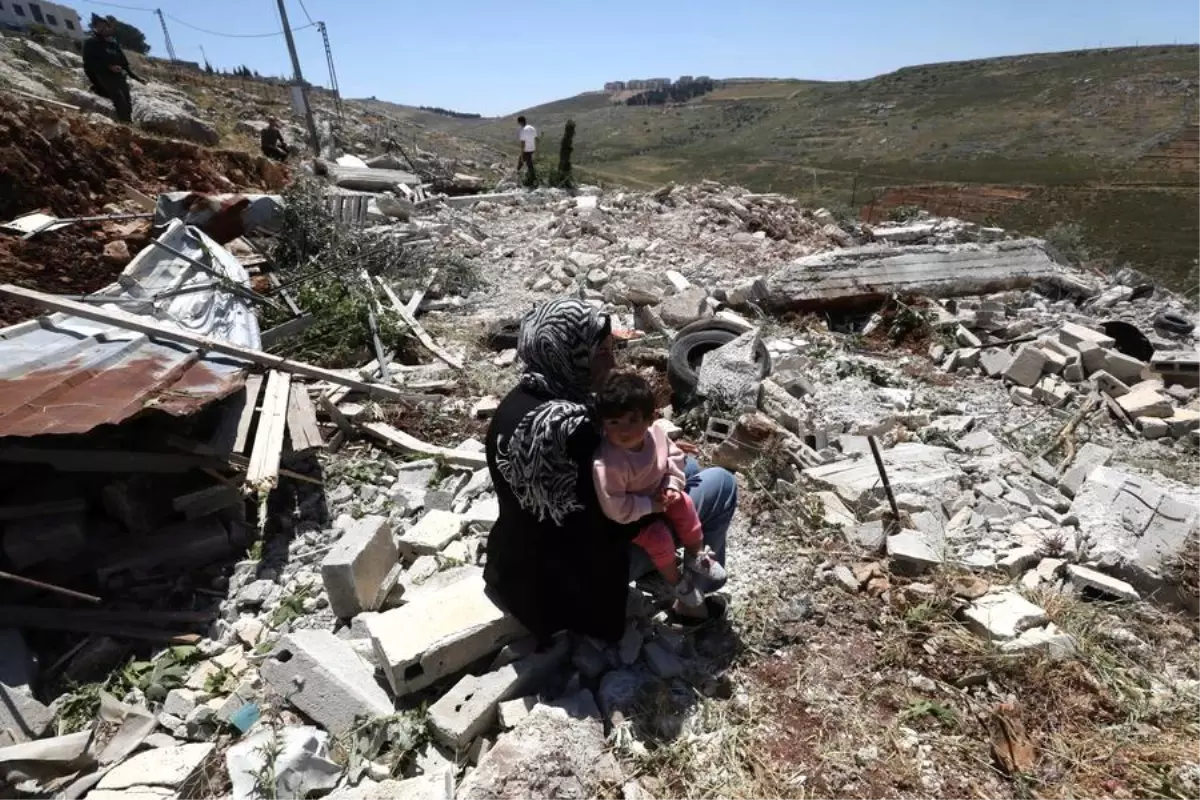 İsrail’den Nablus’ta Ev Yıkımı