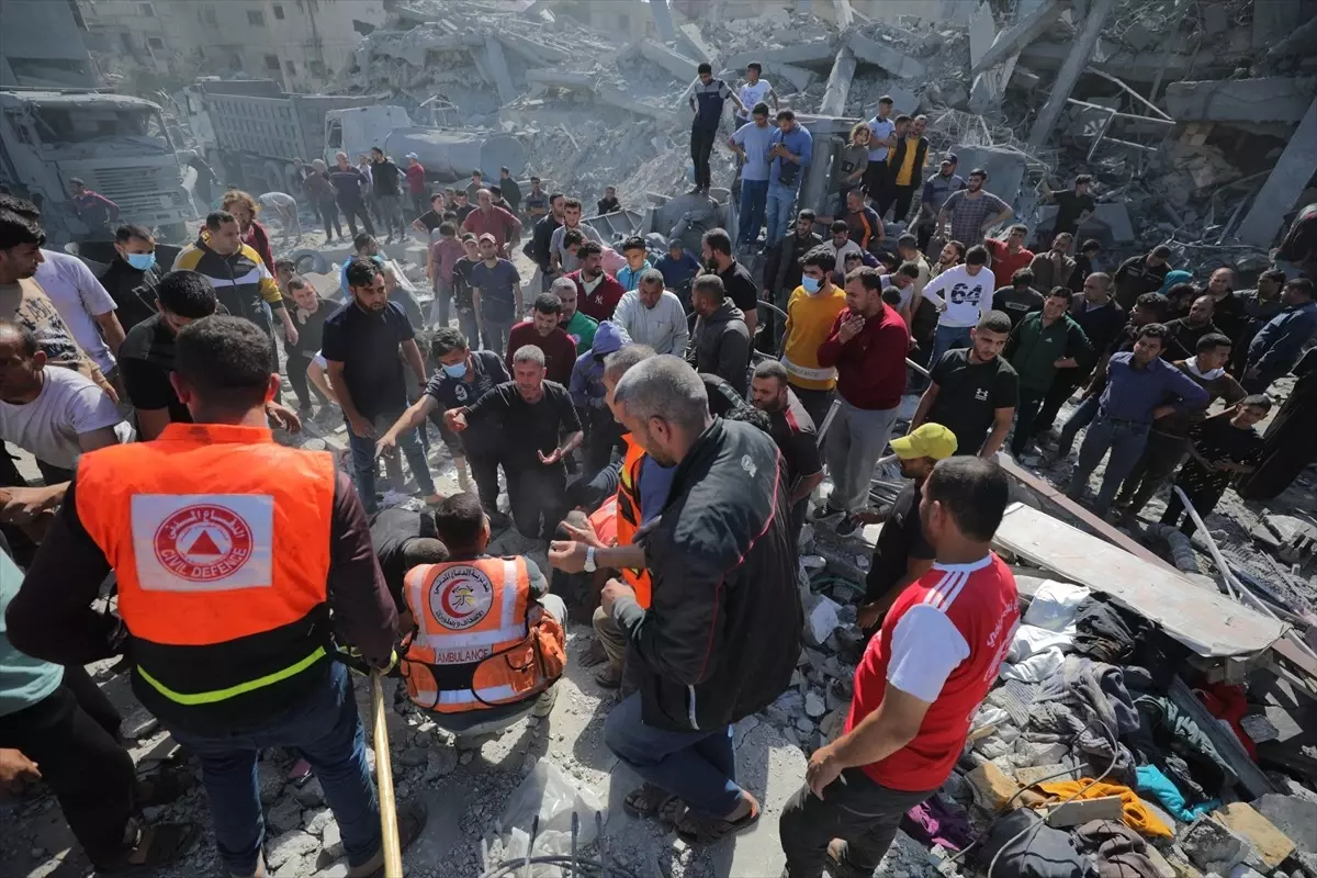 İsrail’in Gazze’deki Saldırılarında 33 Filistinli Öldü
