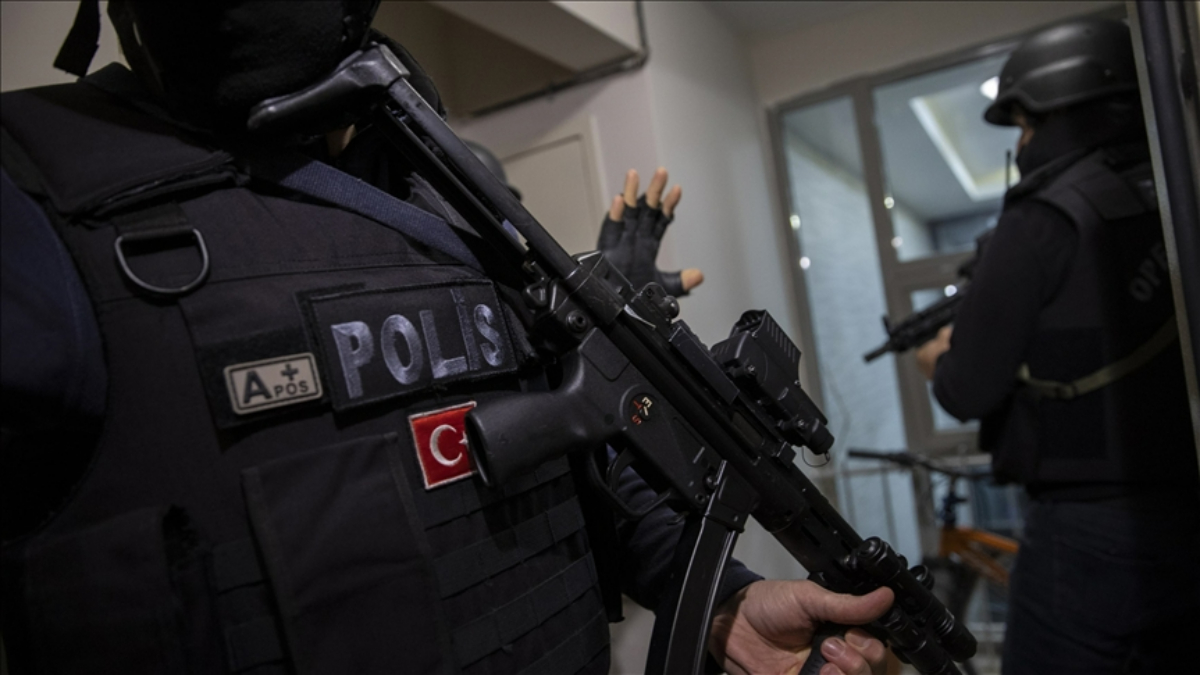 İstanbul’da DEAŞ operasyonu: 16 gözaltı