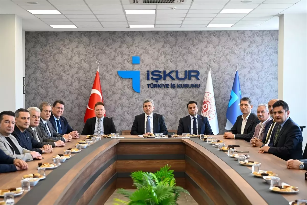 İşverenler ve Meslek Lisesi Öğrencileri Buluşturuldu