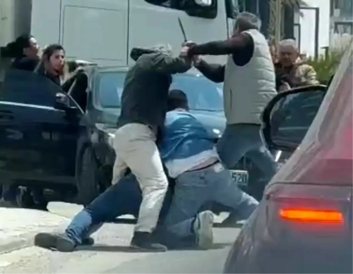 İzmir’de Trafik Tartışmasında Satırlı Saldırı