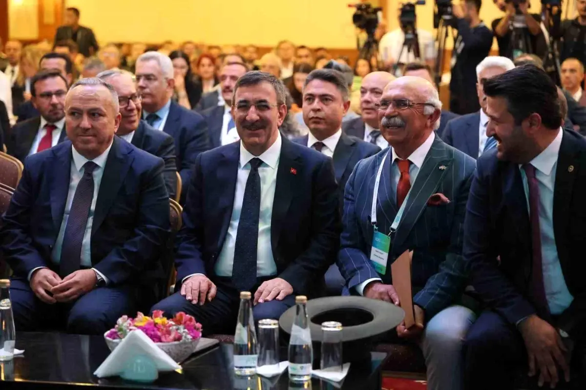 Jeotermal Enerji Zirvesi’nde Cari Açık Vurgusu