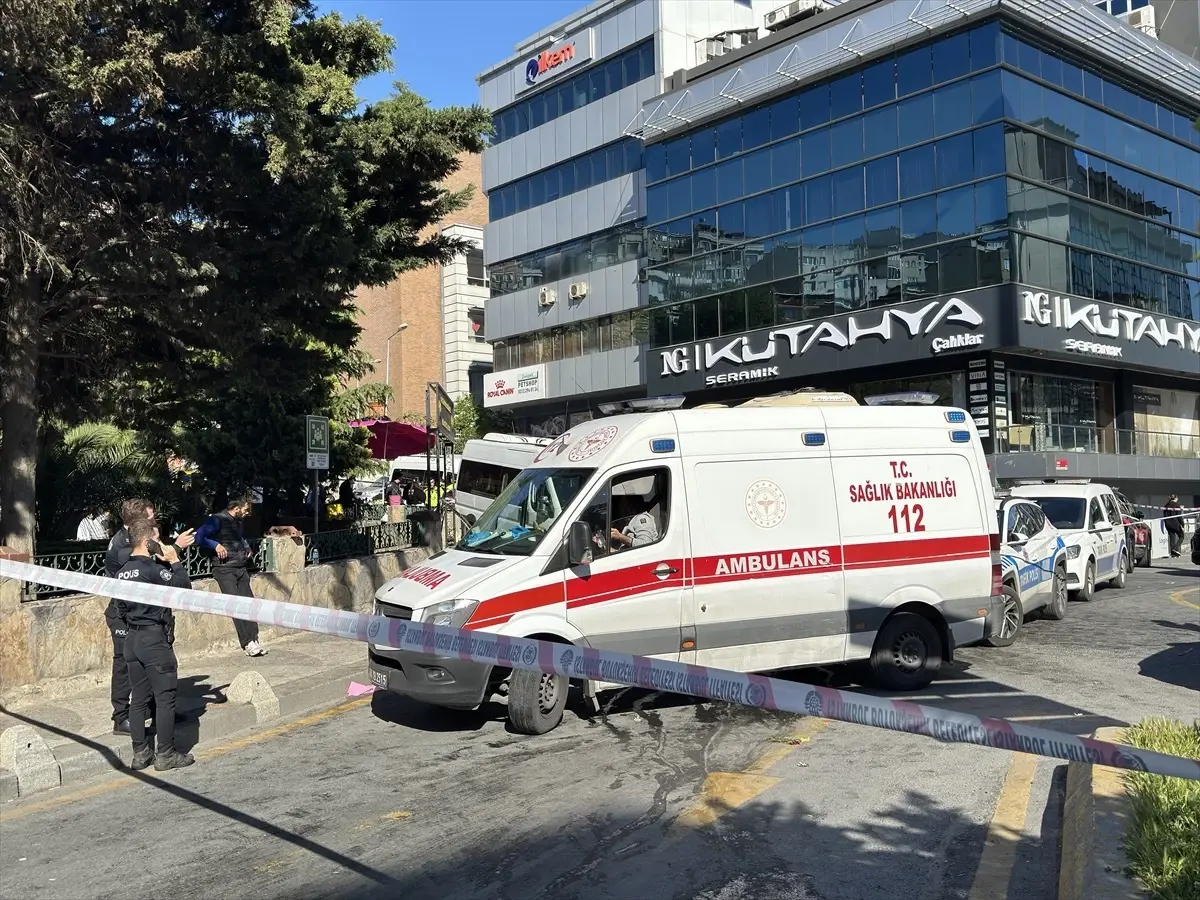 Kağıthane’de Trafik Kazası: 1 Ölü, 3 Yaralı